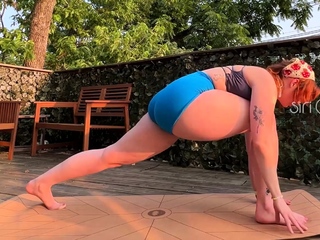 Sexy bedtime stretching and yoga with Siri Dahl - BANNED