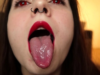 Brunette Solo Webcam Masturbation